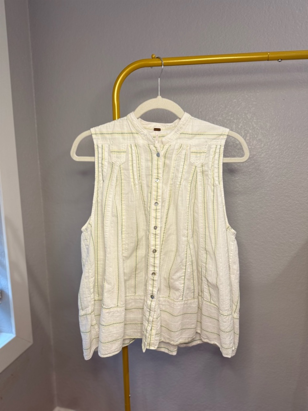Free People White Button Front Sleeveless Top Size XS Boho Peplum